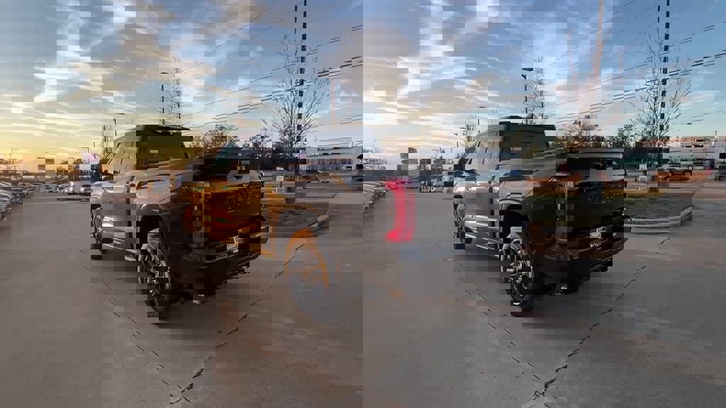 New 2026 Toyota Tundra Platinum image 4