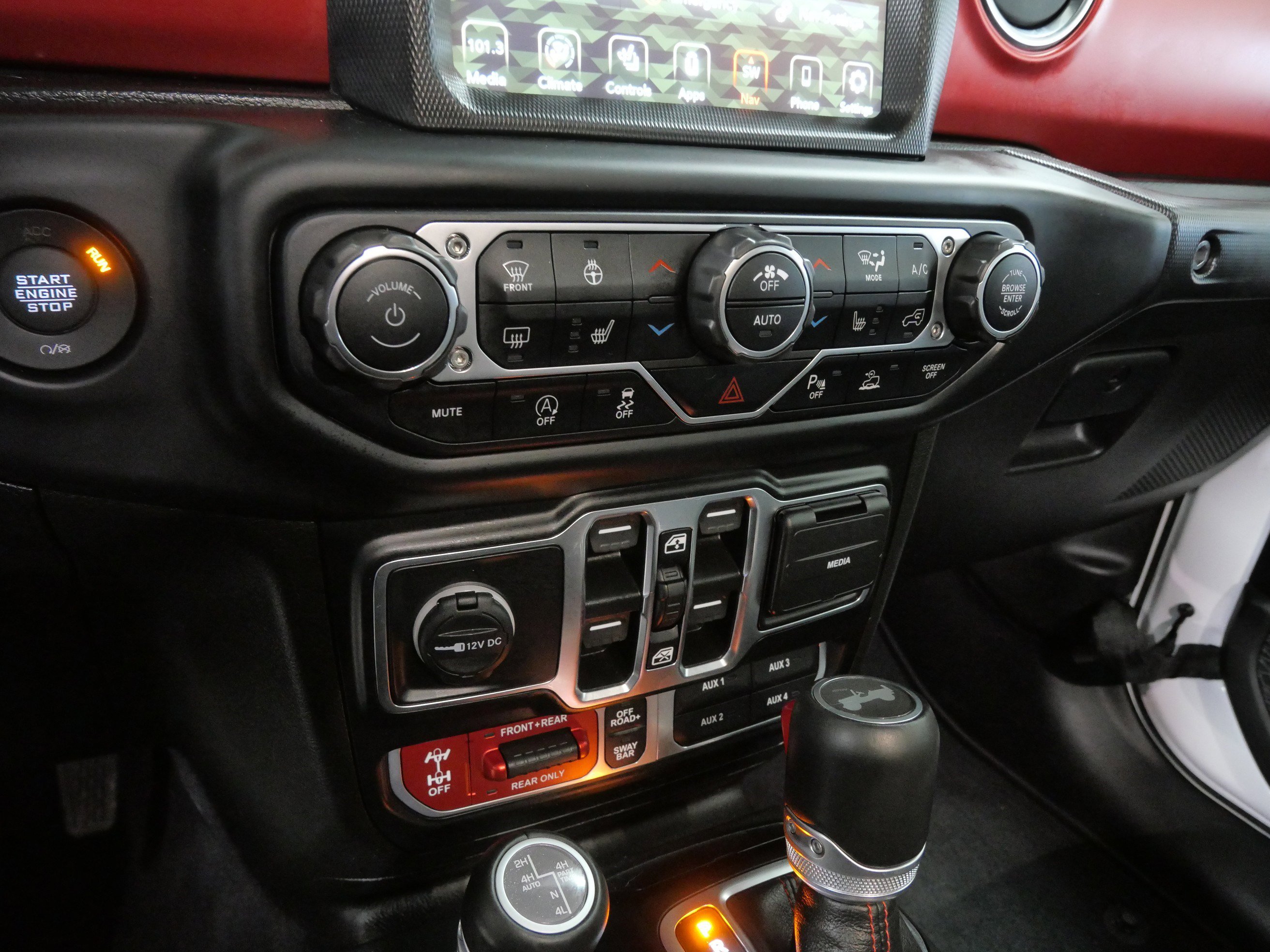 Used 2021 Jeep Wrangler Unlimited Rubicon w/ Dual Top Group image 23