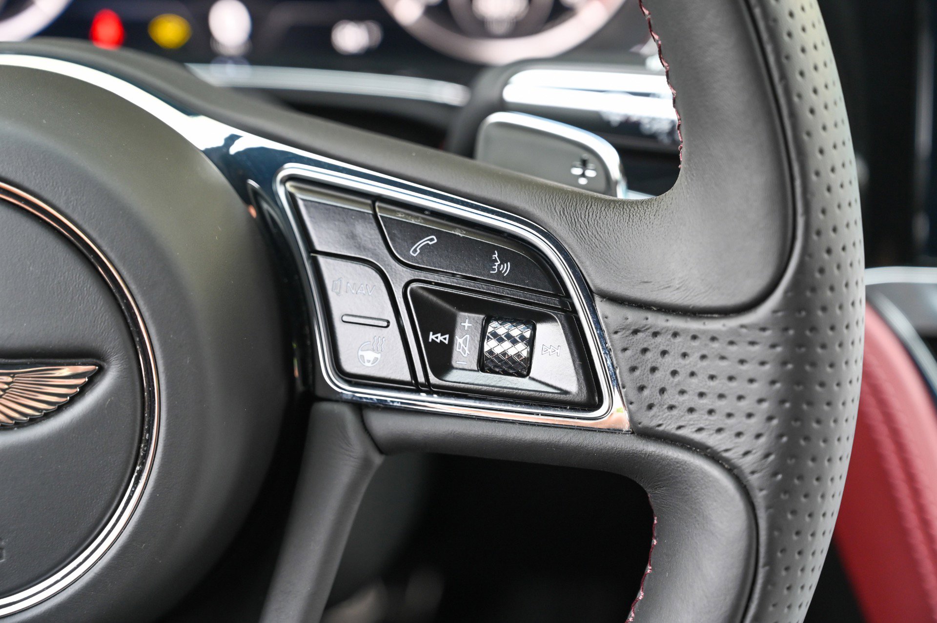 Used 2020 Bentley Continental GT V8 AWD/4WD image 32