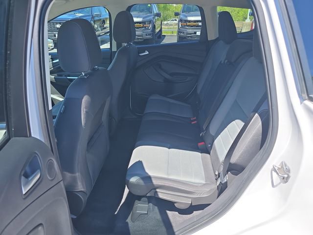Used 2016 Ford Escape SE w/ Equipment Group 201A AWD/4WD image 12