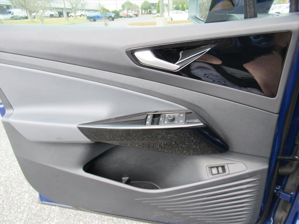 Used 2022 Volkswagen ID.4 Pro S image 18