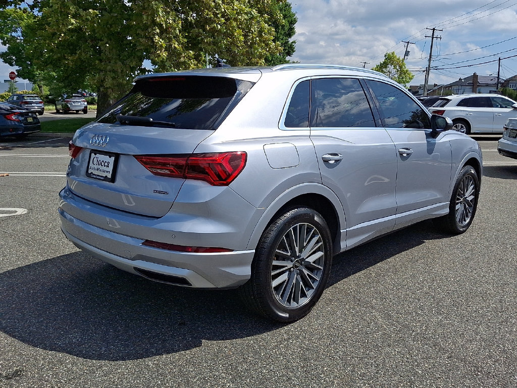 Used 2022 Audi Q3 2.0T Premium AWD/4WD image 9