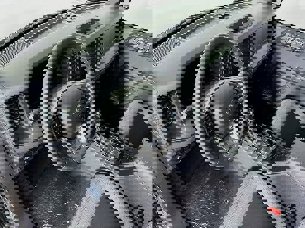 New 2025 Ford Bronco Big Bend image 2