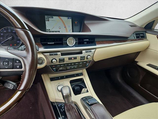 Used 2016 Lexus ES 350 w/ Navigation System Package FWD video 2