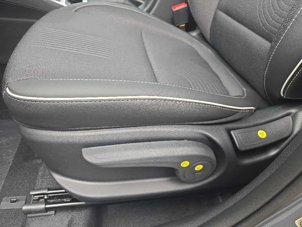 New 2026 Hyundai Venue SEL FWD image 21