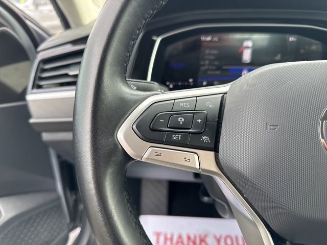 Used 2024 Volkswagen Jetta SE image 16