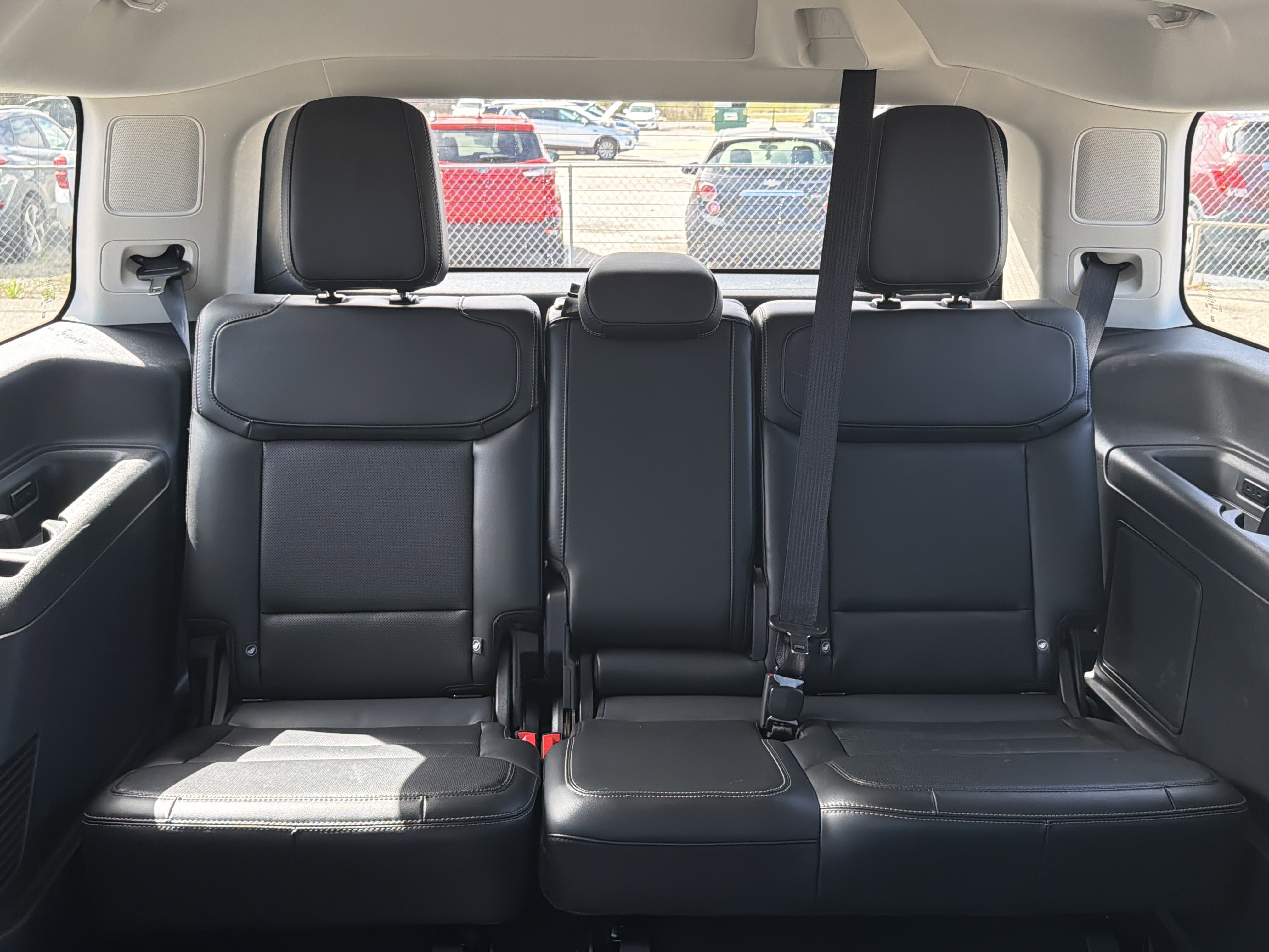 Used 2025 Ford Expedition Platinum image 42