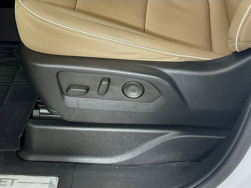 Used 2023 Chevrolet Tahoe Premier image 23