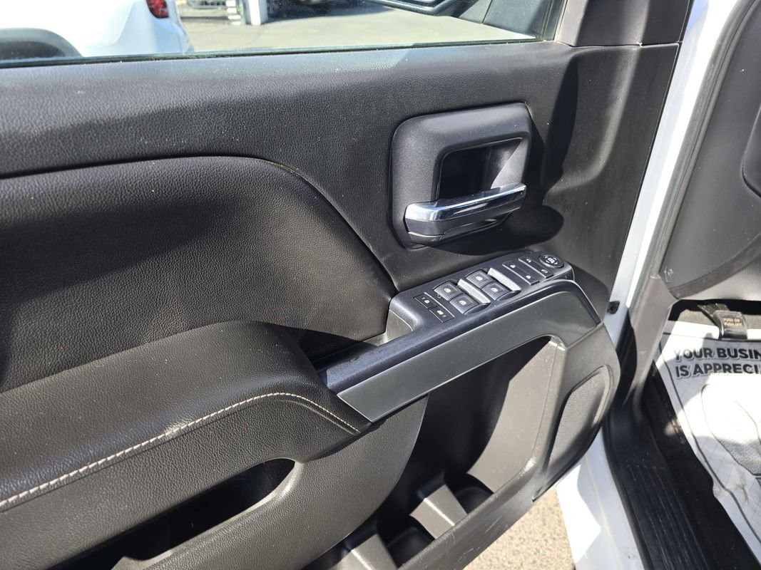 Used 2018 Chevrolet Silverado 1500 LT w/ Texas Edition image 30