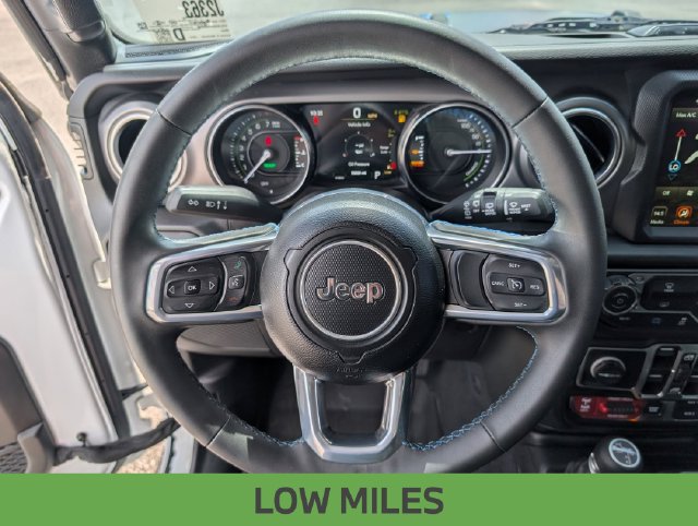 Used 2023 Jeep Wrangler Unlimited Rubicon 4xe AWD/4WD image 14