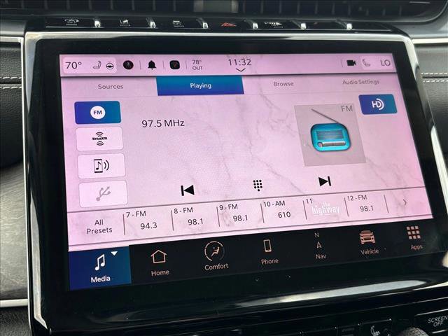 Used 2023 Jeep Grand Cherokee Limited image 14