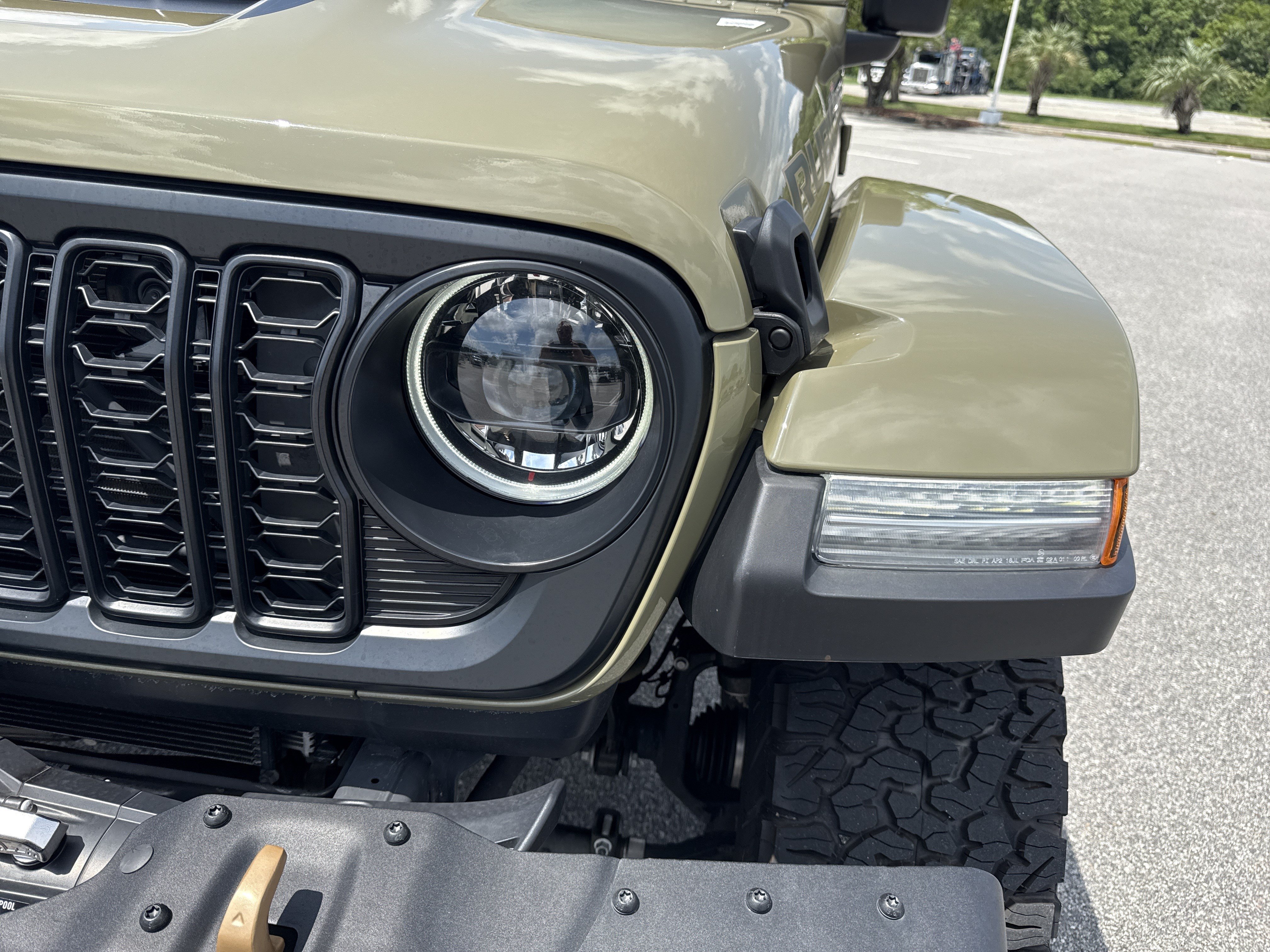 Certified 2025 Jeep Wrangler Unlimited Rubicon 392 AWD/4WD image 5