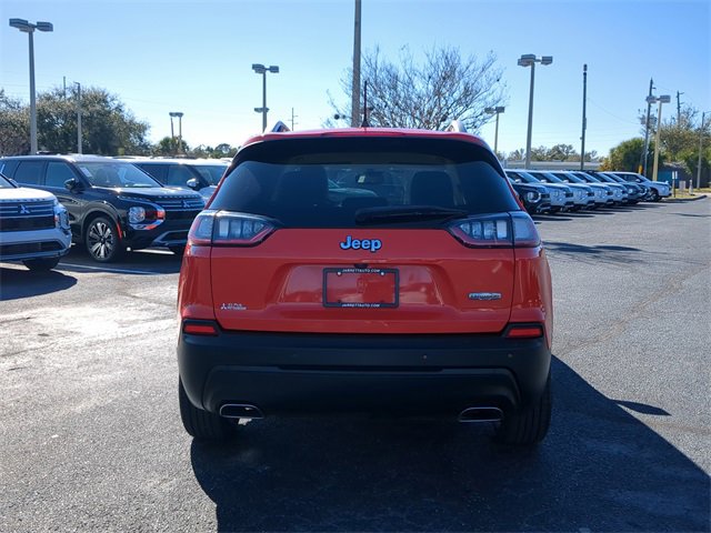 Used 2021 Jeep Cherokee Latitude Lux w/ Comfort/Convenience Group image 7