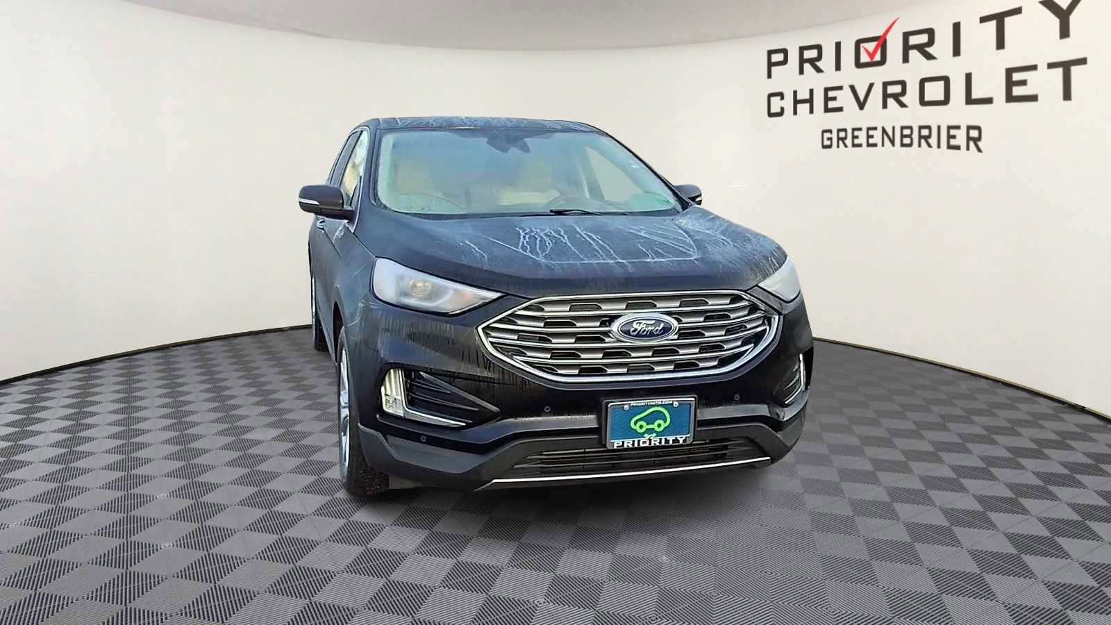 Used 2022 Ford Edge Titanium image 3