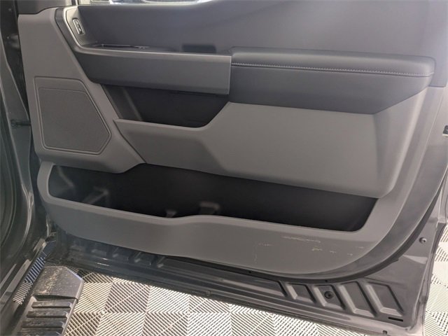 Used 2024 Ford F350 XLT image 33