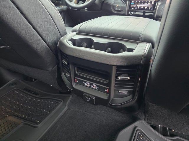 New 2025 RAM 2500 Limited AWD/4WD image 15