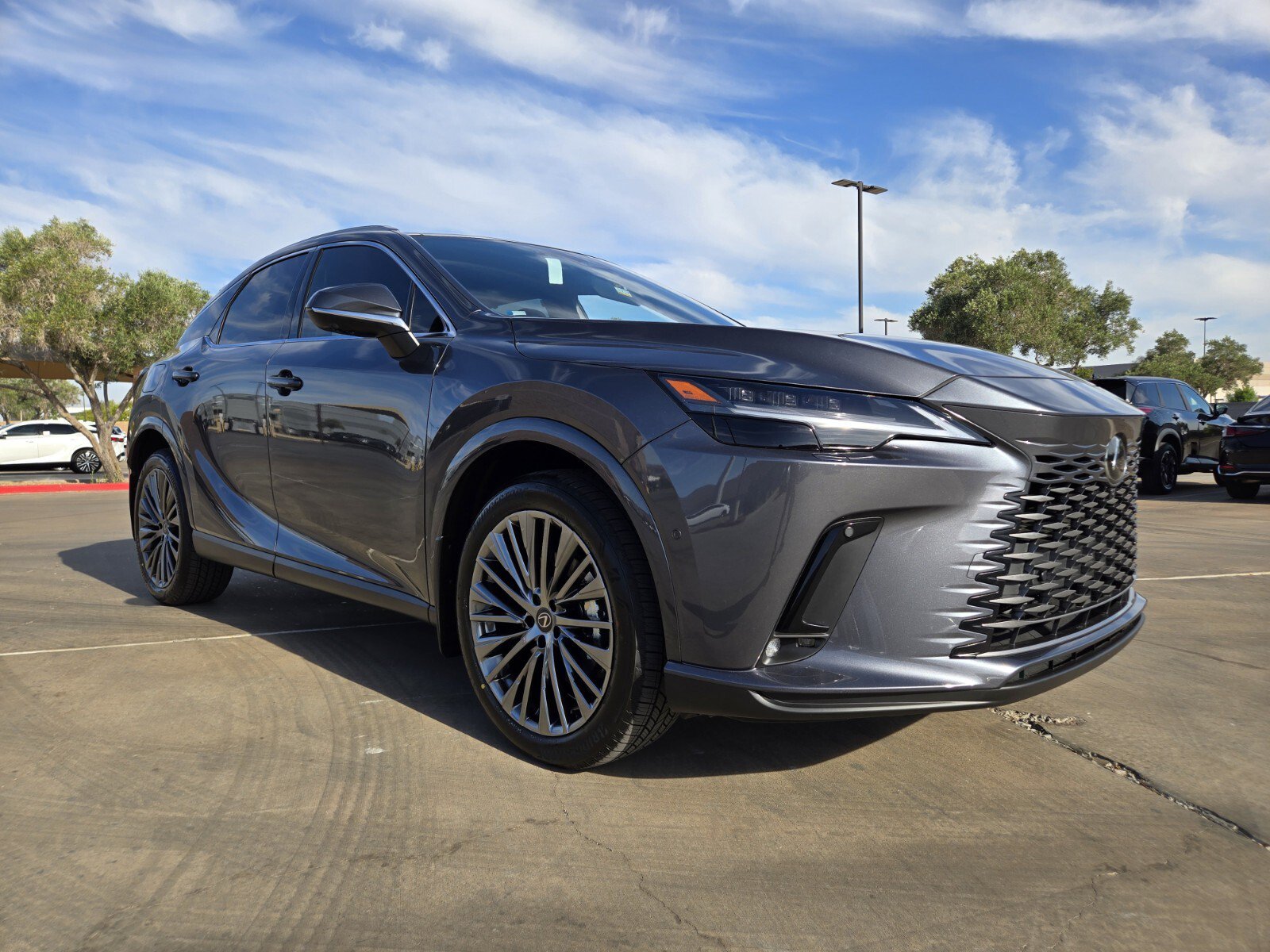 New 2026 Lexus RX 450h AWD image 2