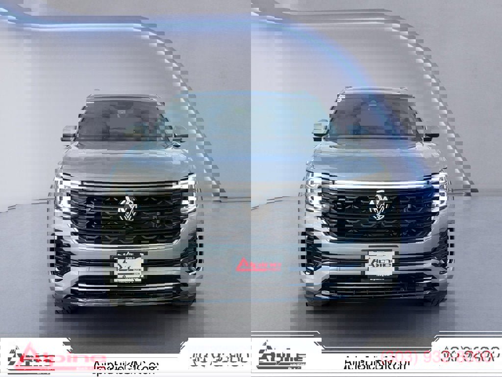 Used 2024 Volkswagen Atlas Cross Sport SEL Premium R-Line image 8