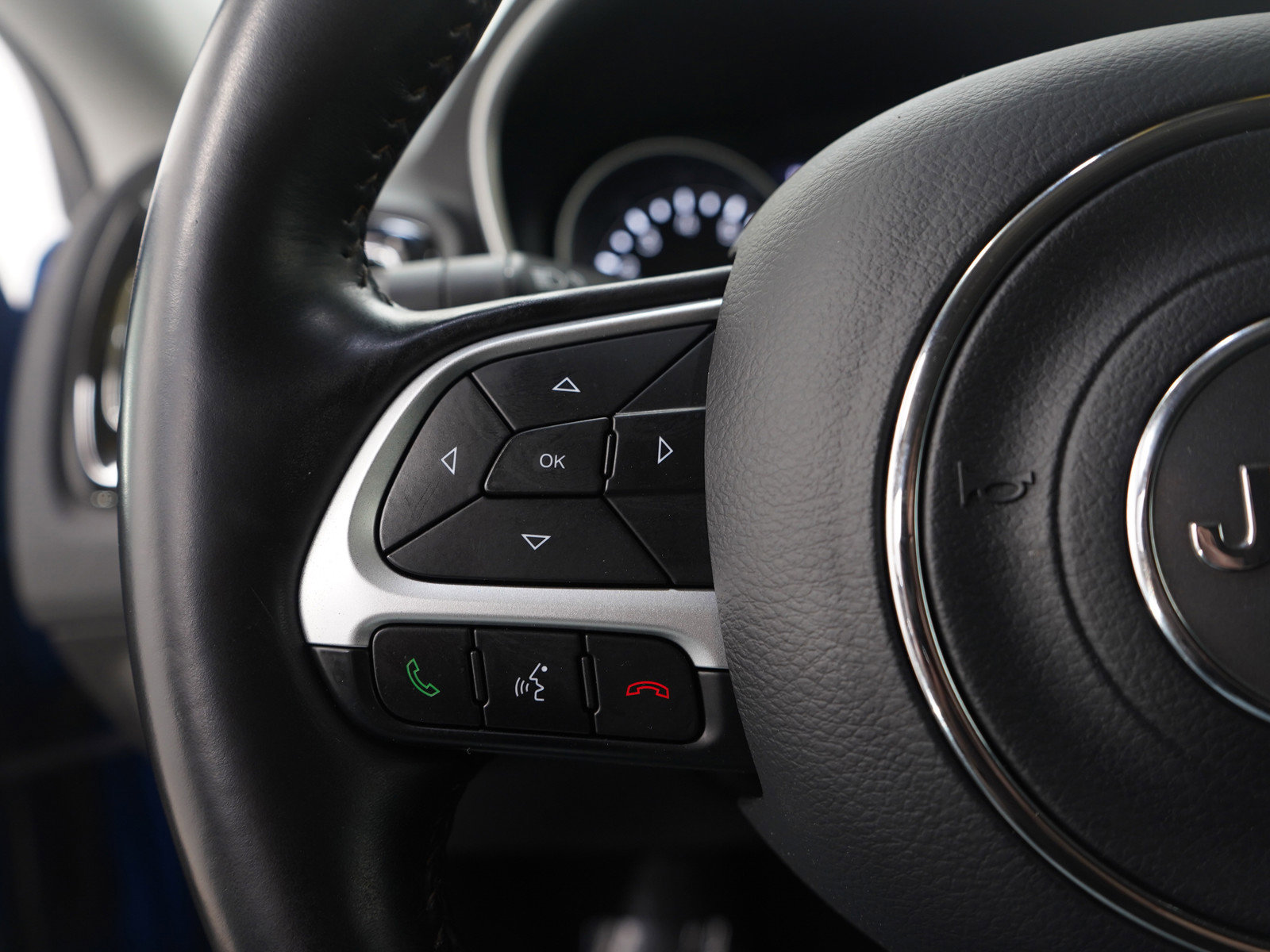 Used 2020 Jeep Compass Limited image 26