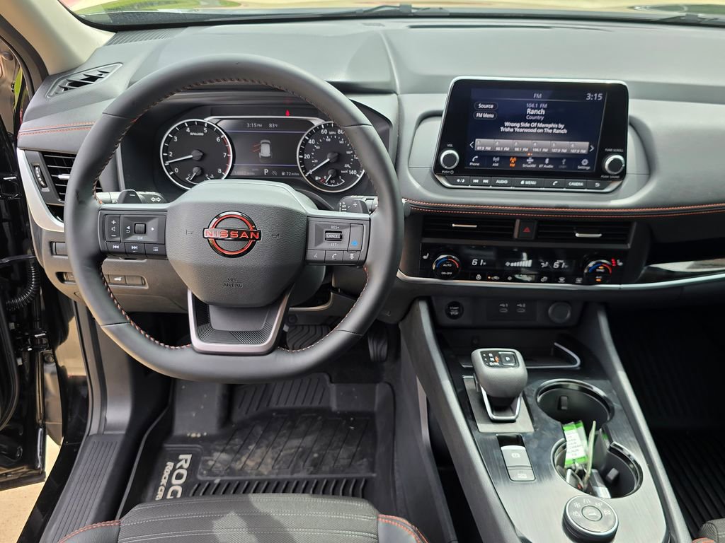 Used 2025 Nissan Rogue SV w/ Rock Creek Premium Package AWD/4WD image 18