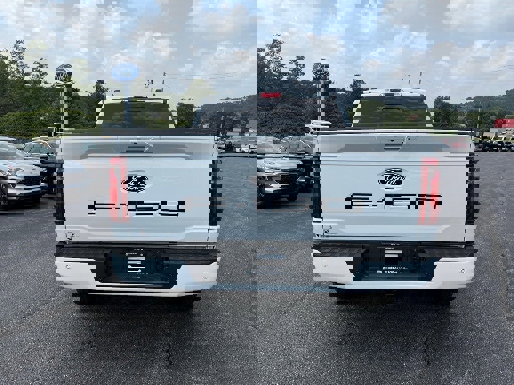 New 2025 Ford F150 XLT w/ Equipment Group 302A MID image 4