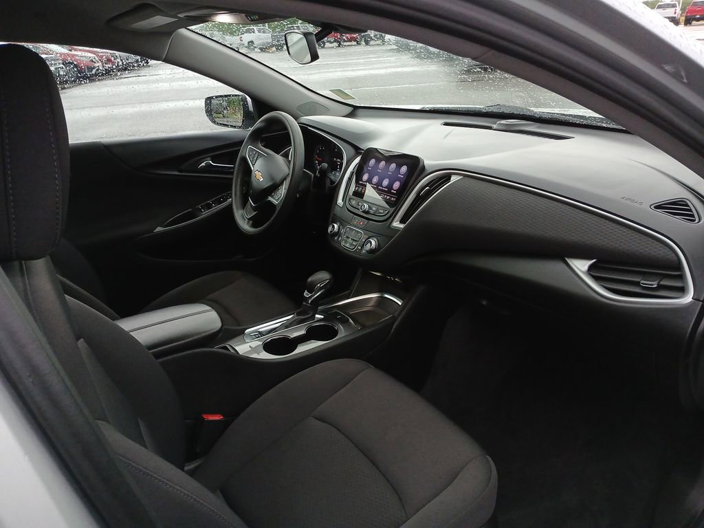 Certified 2022 Chevrolet Malibu LT image 30