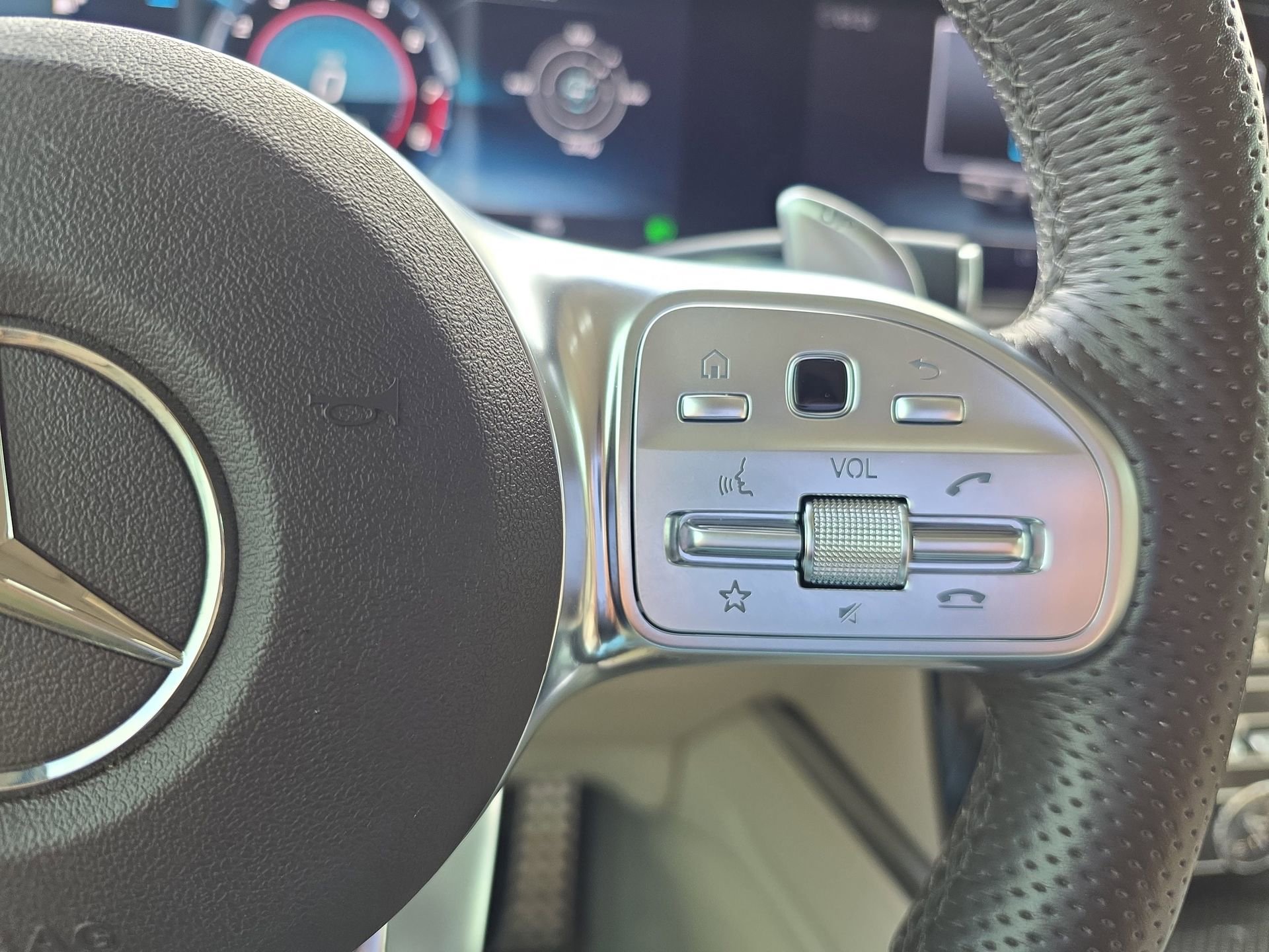 Certified 2022 Mercedes-Benz G 63 AMG G 63 AMG image 17