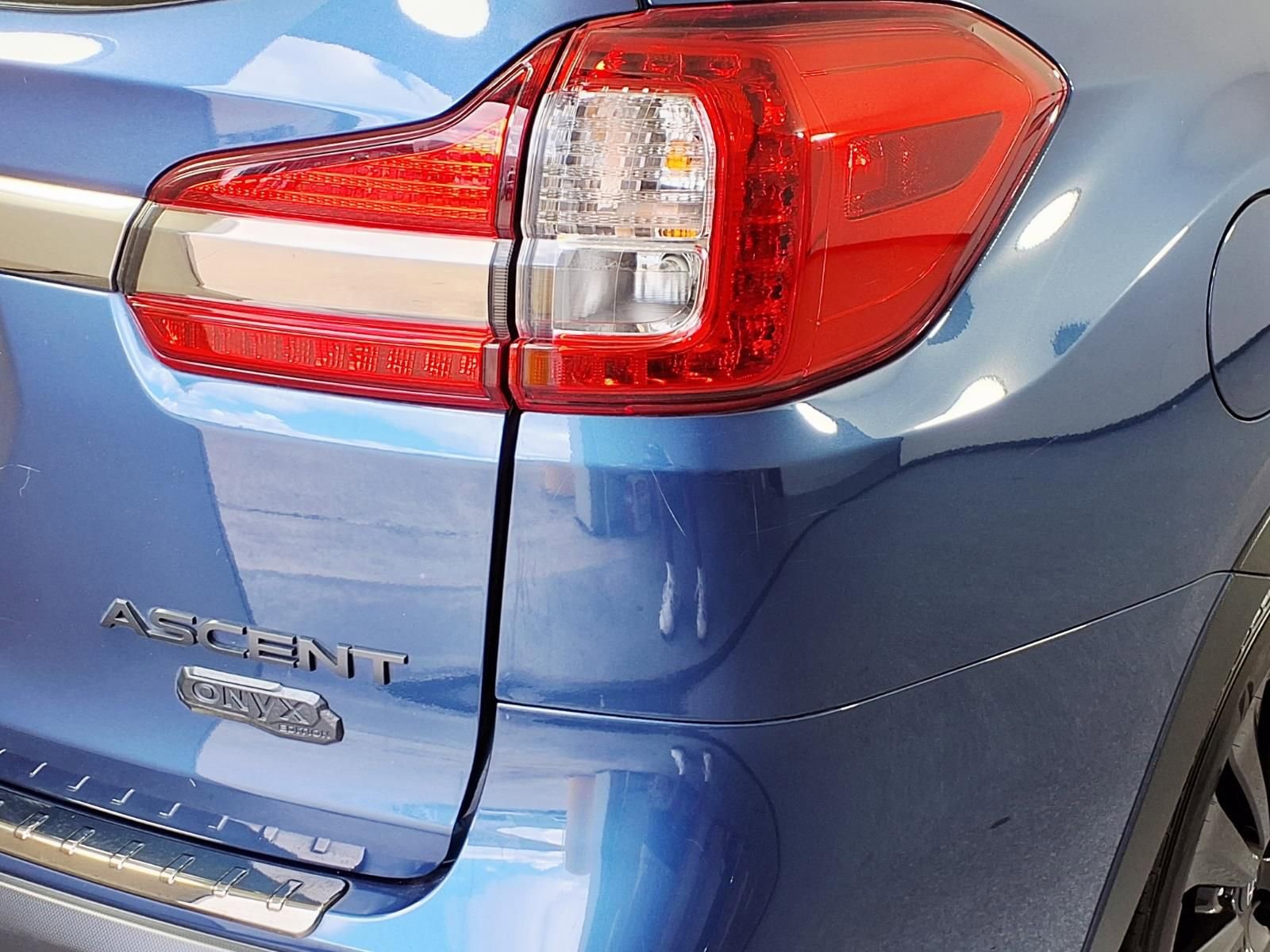 Used 2022 Subaru Ascent Onyx Edition AWD/4WD image 6