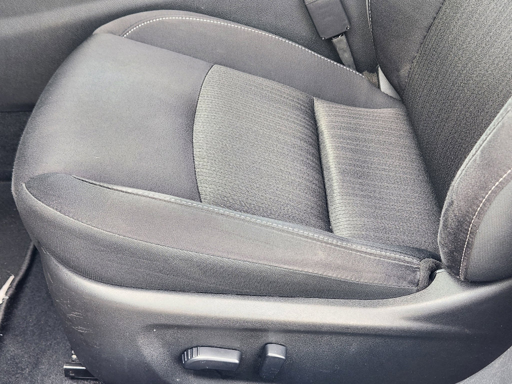 Used 2025 Nissan Altima 2.5 SV image 24