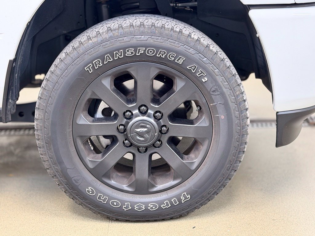 Used 2025 RAM 2500 Big Horn AWD/4WD image 4