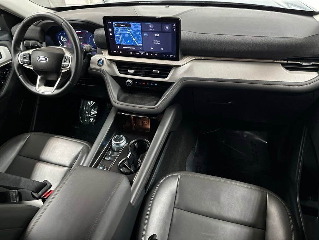 Used 2025 Ford Explorer Active w/ Active Comfort Package AWD/4WD image 12