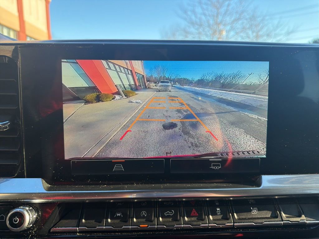 Used 2023 GMC Sierra 1500 Elevation image 40