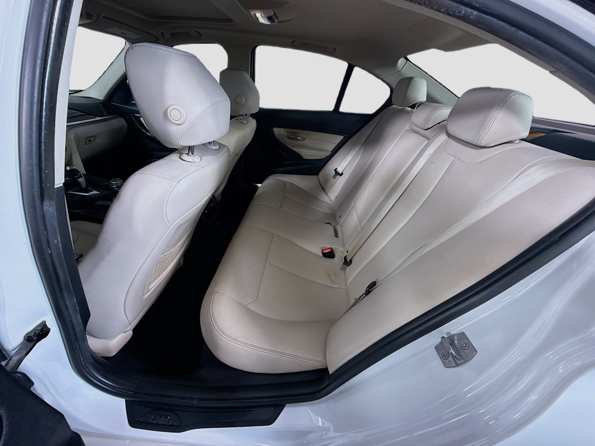 Used 2016 BMW 320i xDrive Sedan image 25