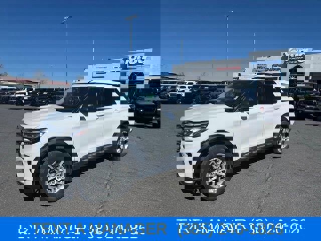 Used 2025 Ford Explorer Active image 9