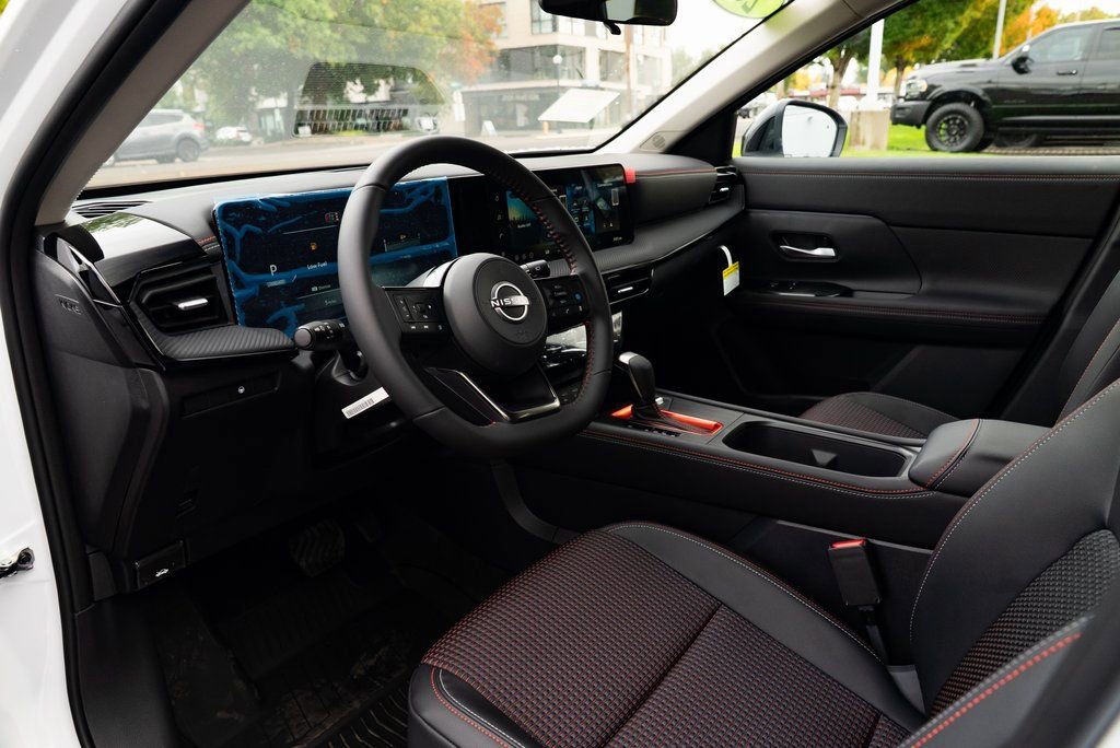 New 2026 Nissan Kicks SR w/ Cold Weather Package image 19