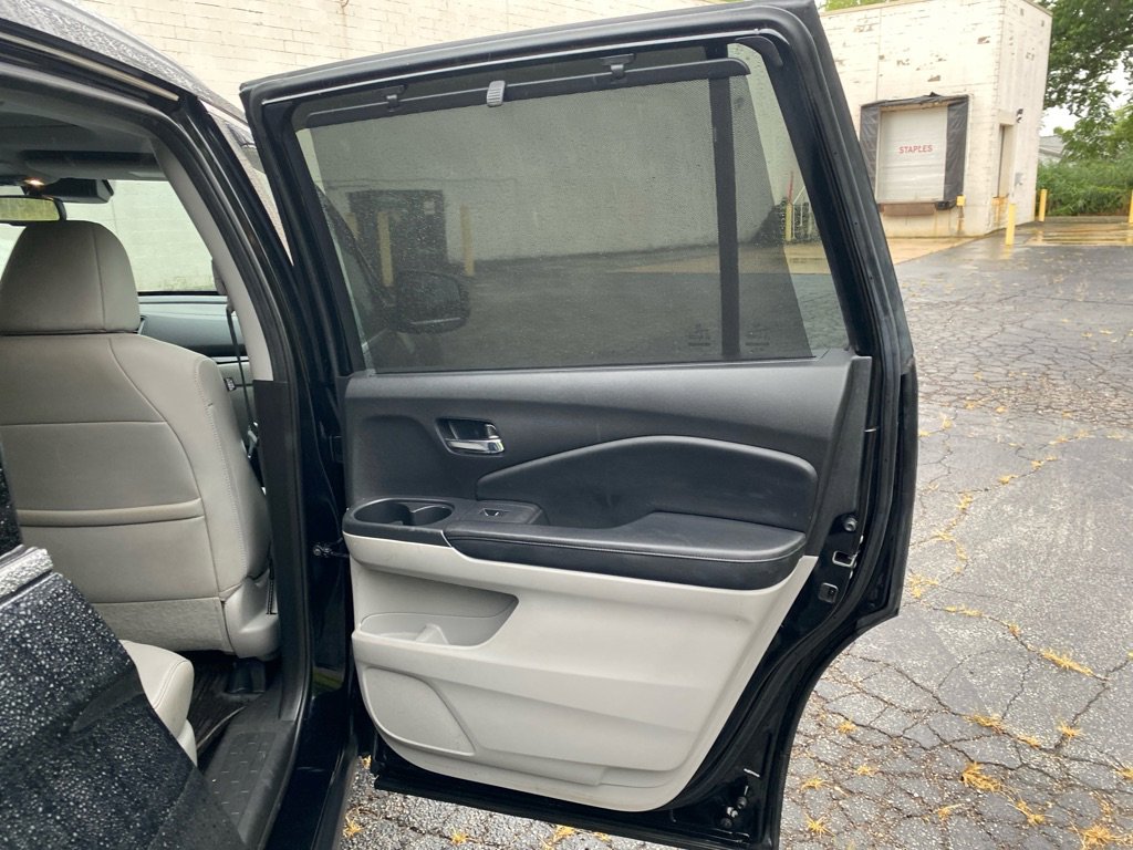 Used 2017 Honda Pilot Elite image 26
