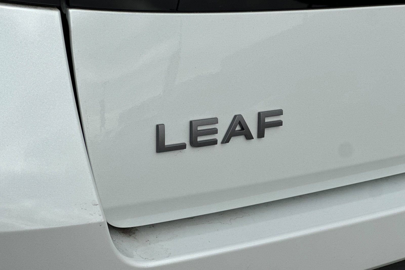 New 2026 Nissan Leaf Platinum+ w/ Cargo Package (Platinum+) FWD image 32