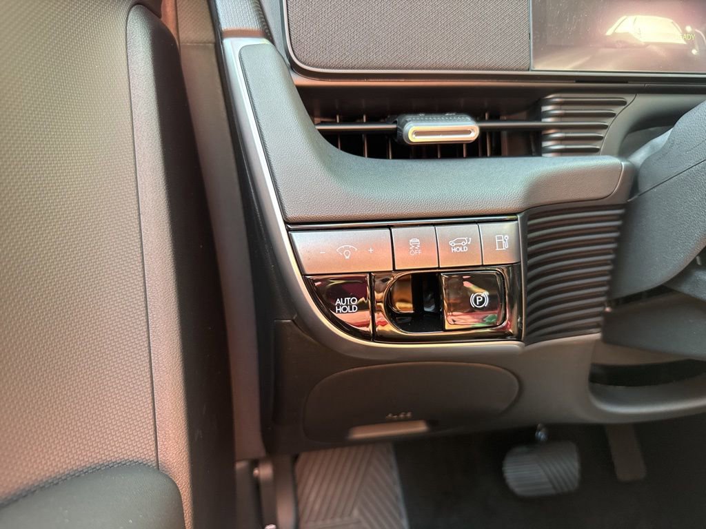 New 2025 Hyundai Ioniq 5 SEL image 33