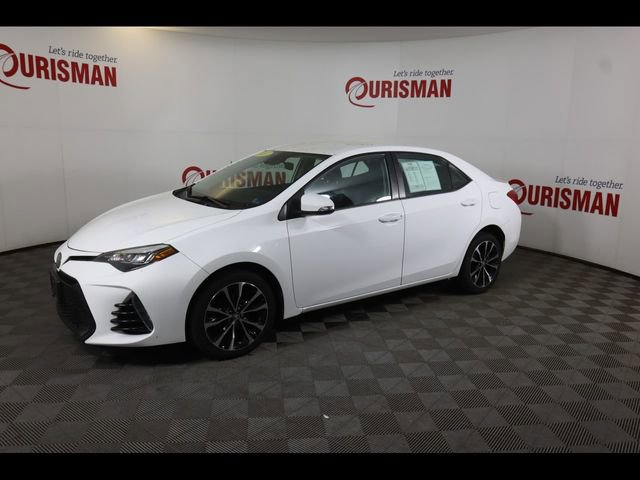 Used 2017 Toyota Corolla SE w/ Carpet Mat Package (TMS) image 4