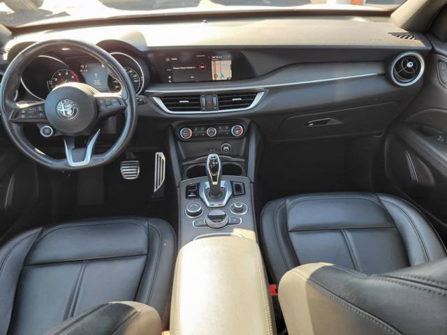 Used 2023 Alfa Romeo Stelvio Ti w/ Active Assist Plus Package image 11