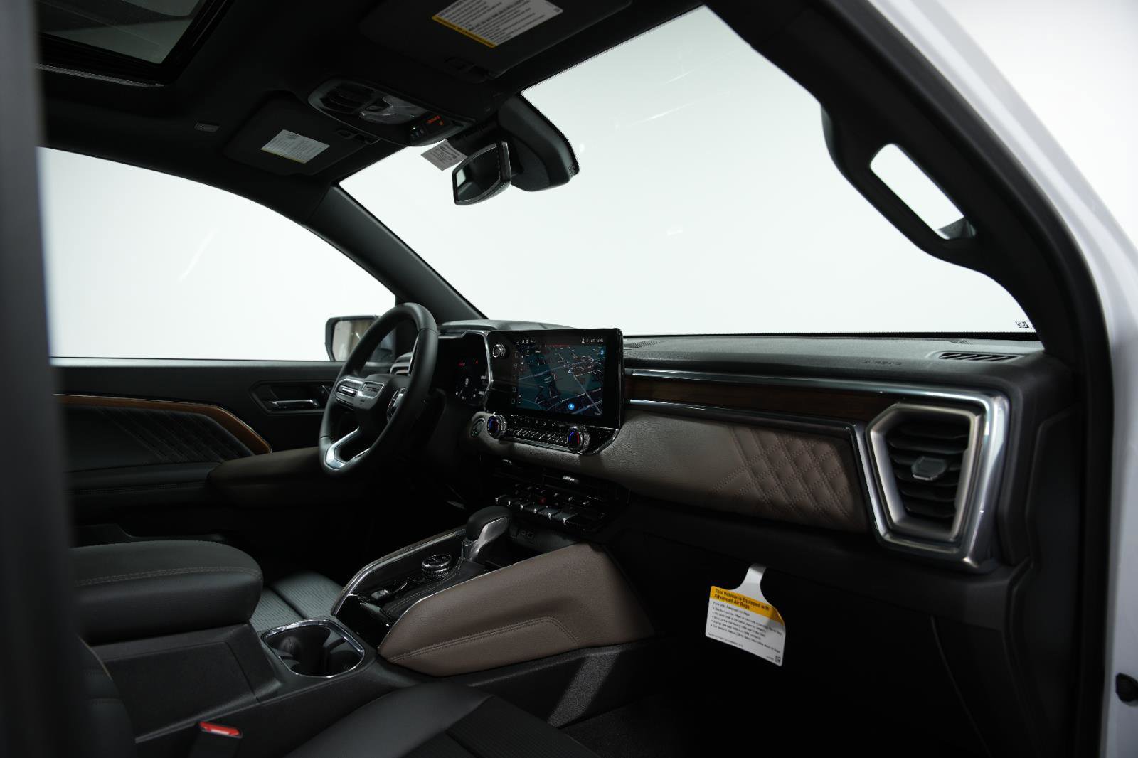 New 2026 GMC Canyon Denali image 14