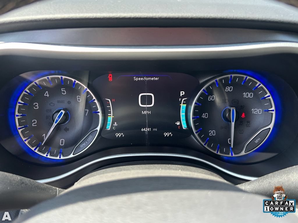 Certified 2024 Chrysler Pacifica Touring-L FWD image 31