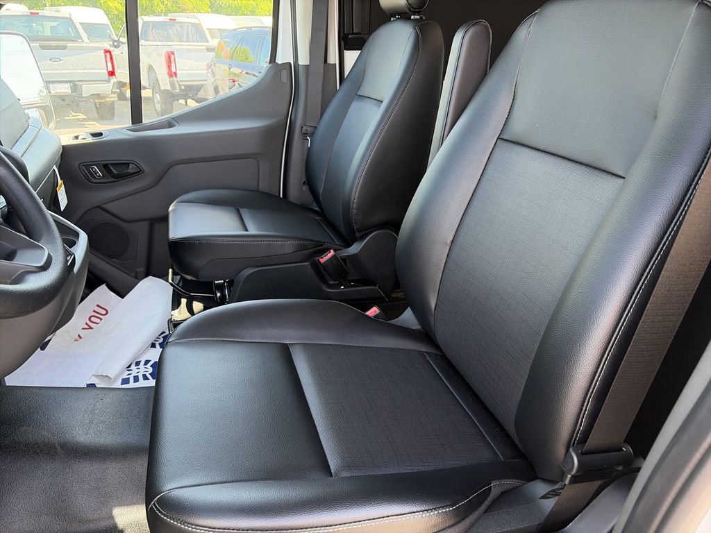 New 2024 Ford Transit 250 148 Medium Roof w/ Load Area Protection Package RWD image 16