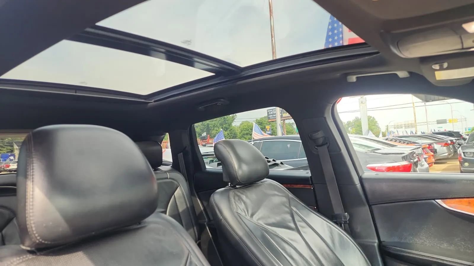 Used 2018 Lincoln MKX Reserve image 8