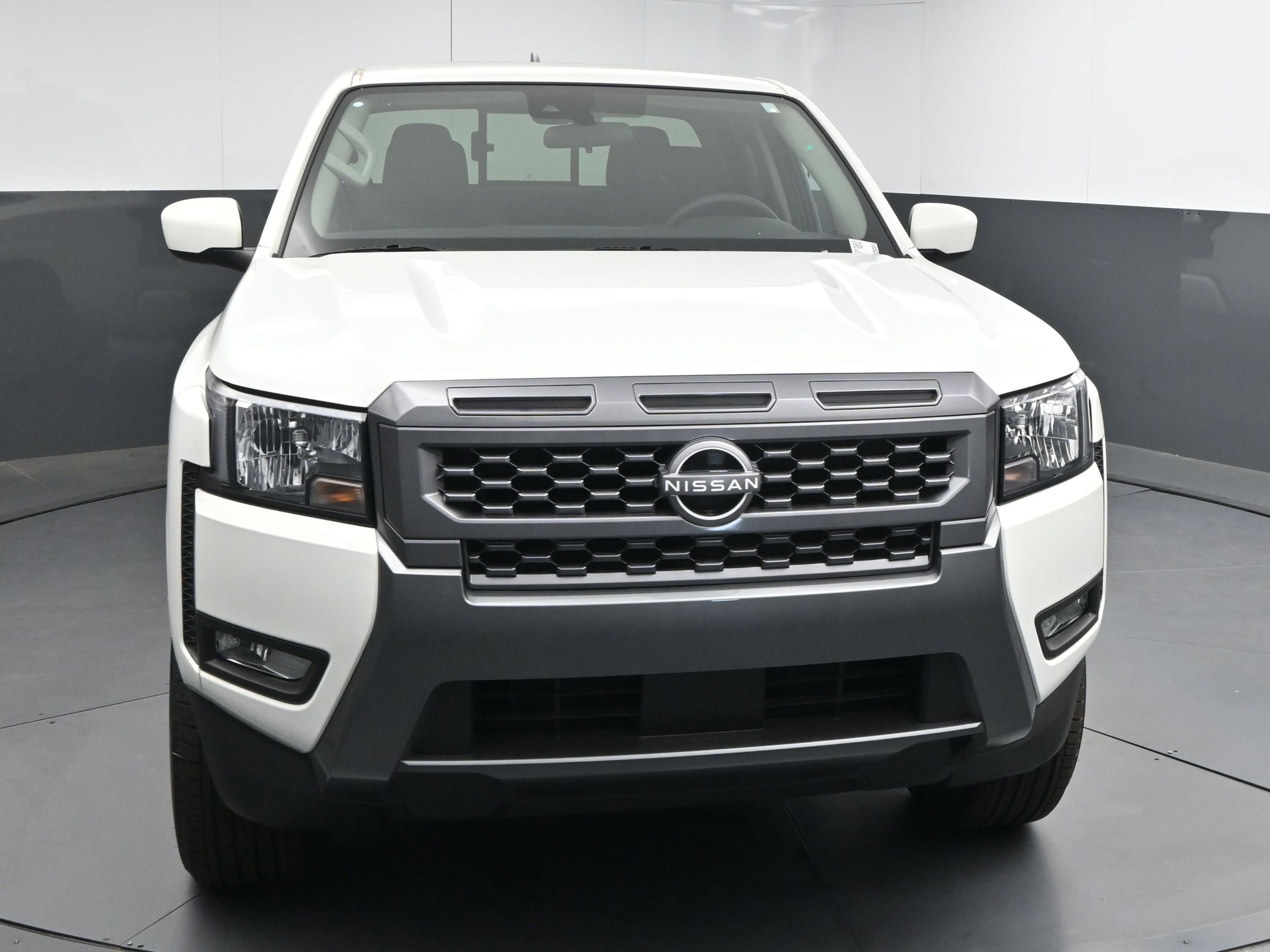 New 2025 Nissan Frontier SV w/ SV Convenience Package