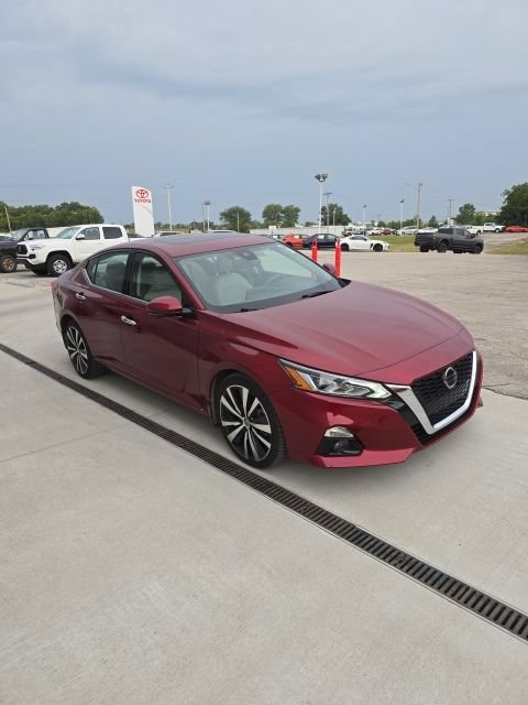 Used 2021 Nissan Altima 2.5 Platinum AWD/4WD image 5