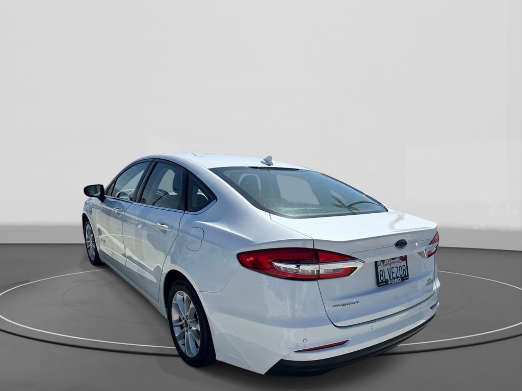 Used 2019 Ford Fusion SE FWD image 6
