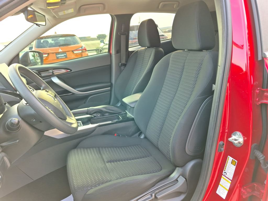 Used 2023 Mitsubishi Eclipse Cross SE AWD/4WD image 15
