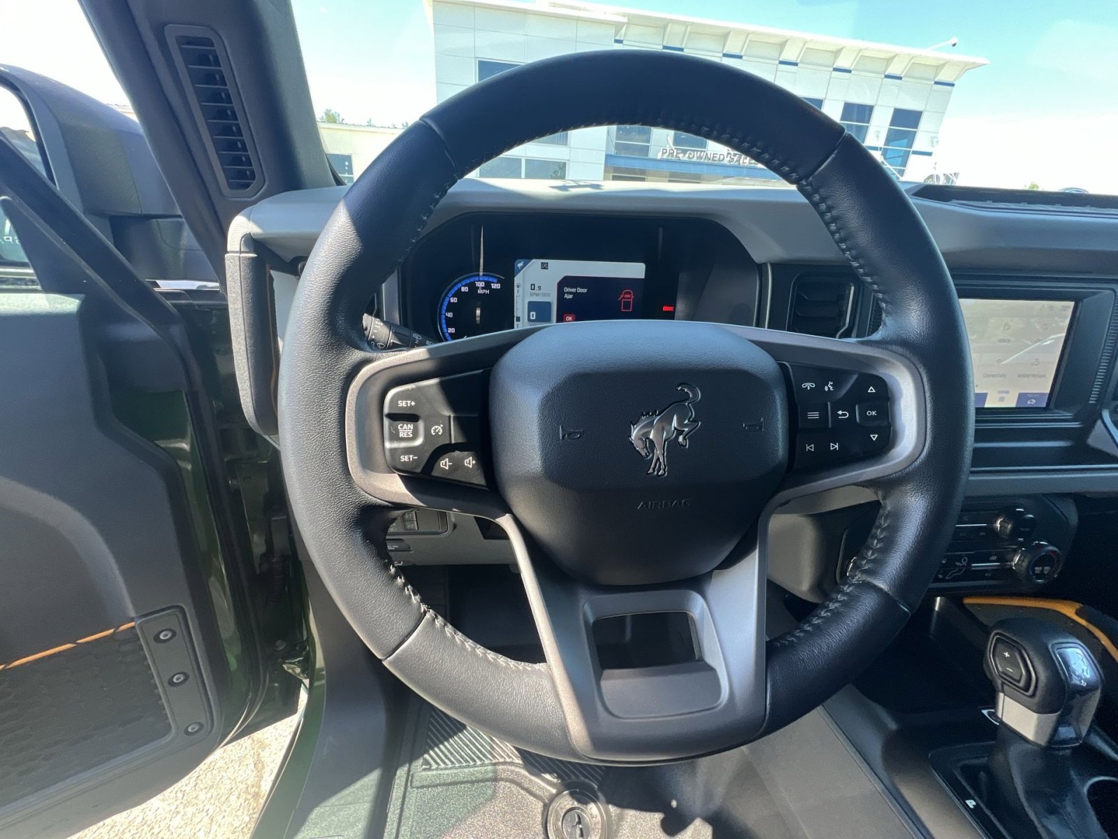Used 2023 Ford Bronco Badlands w/ Sasquatch Package AWD/4WD image 24