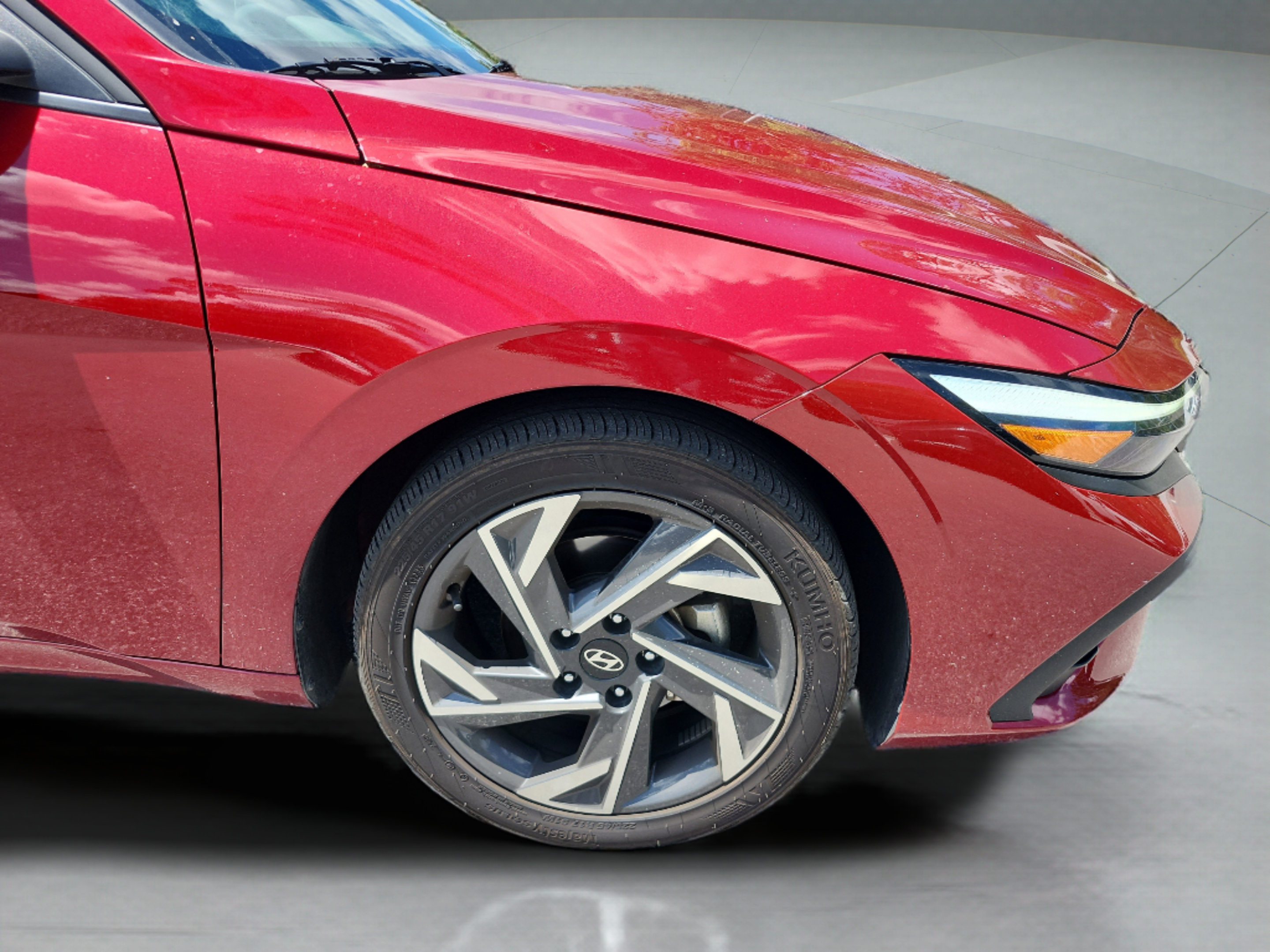 Certified 2025 Hyundai Elantra Sport FWD image 27